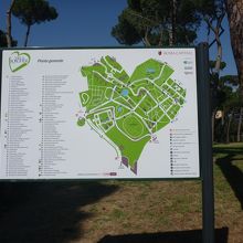 園内は結構いろいろなものがあります。