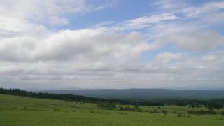 屈斜路湖や大草原を見渡せる
