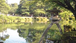 日本三 名園の一つの兼六園は、綺麗ですね
