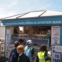 ビーチのオイスタースタンド