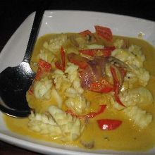 イカのカレー煮　ココナツ風味で辛くありません