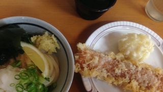 天ぷらのおいしいうどん屋