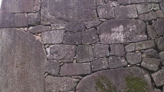 金沢城は「石垣の博物館」と呼ばれています。