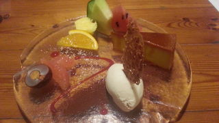 うどん屋さんだが、デザート絶品