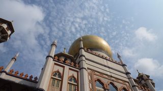 美しいモスクでした。