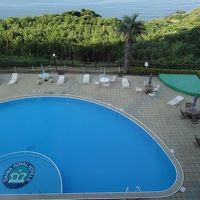 屋外のガーデンプールです