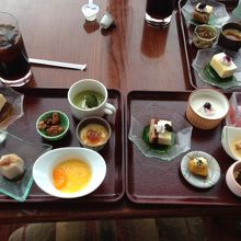 おしゃれな食事も