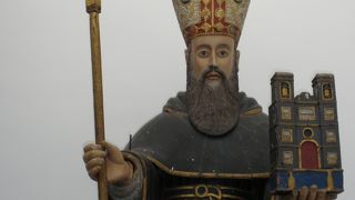 神聖な気持ちに