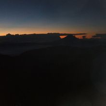 北岳山荘から見た朝焼けと富士山