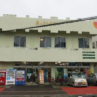 1Fはコンビニです。