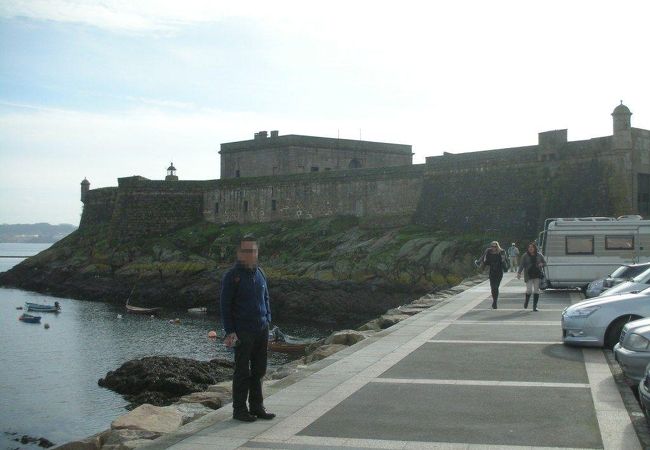 ラ・コルーニャの歴史が学べる海上の要塞