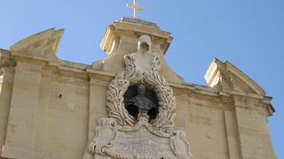 可愛らしい教会