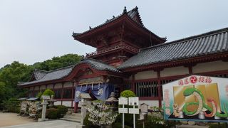 伊佐爾波神社 --- 「道後温泉」にある神社です。国重文の建物もあります。
