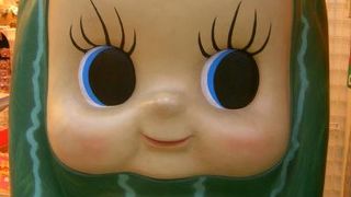 沖縄ならではのお土産や食が揃ってる