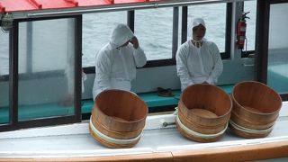 鳥羽水族館の横の橋を渡って～