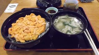 定番でもウニ丼・・礼文だから・・