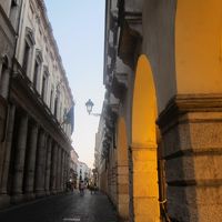 アンドレア・パッラーディオ大通り