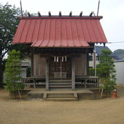 歴史ある小さな神社