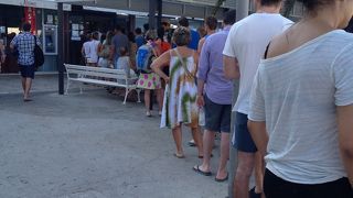 バカンスシーズン注意!!!