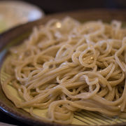 かき氷はここだって!!　自分はビールと蕎麦でお付き合い