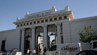 芸術作品屋外展示場？