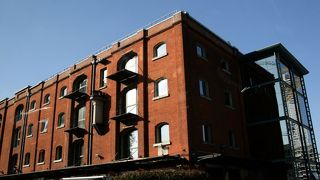 日本の再開発を見ている様です