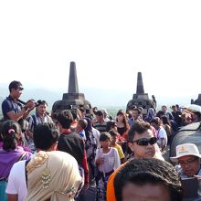 最上段の人混み