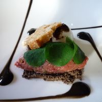 シェフのお勧め、牛肉のタルタル