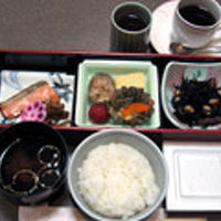 朝食はなかなか美味しい