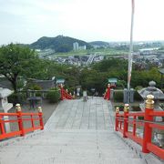 お山の上にある織姫神社