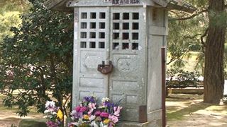 2体の地蔵尊を安置したお堂