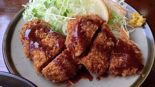 三軒茶屋。お肉屋さんのとんかつ屋ですが…