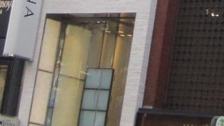 日本ブランドの靴の店