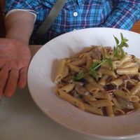 大きいにも程があります。ポルチィーニ茸が美味でした！