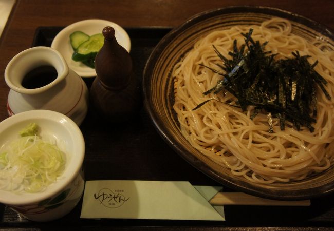 駅に近いだけで入ったお店なのですが、ここのそばはなかなかいけます