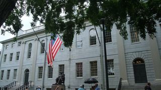 大学というより街