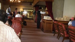 ホテル立山のカフェ