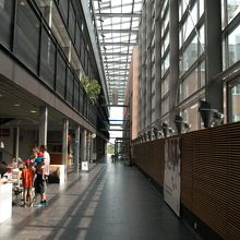 レストランの周辺