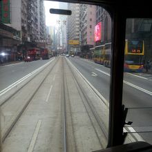 トラム後方から