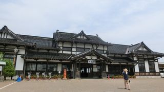 昔の面影を残す駅