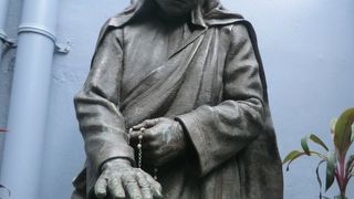 なんとなしに入ってみると・・・