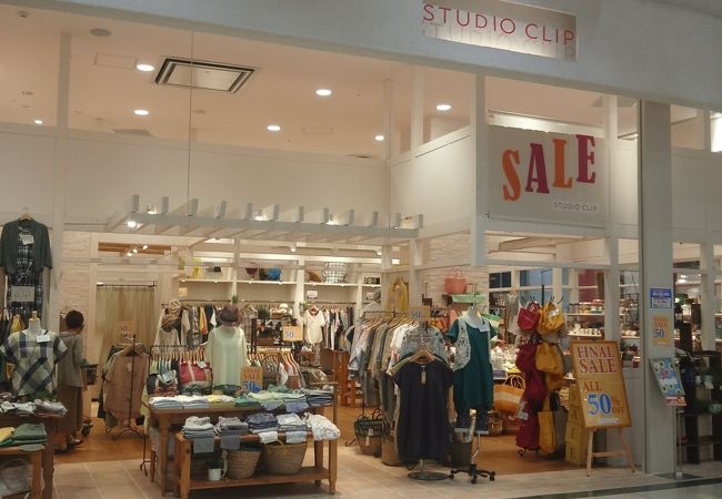 生活雑貨屋さん？　それとも服屋さん？