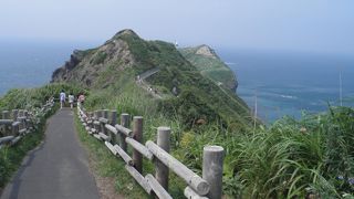 両側に海が眺められる絶景ポイント