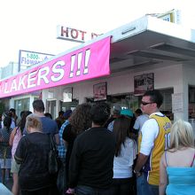 行列しています