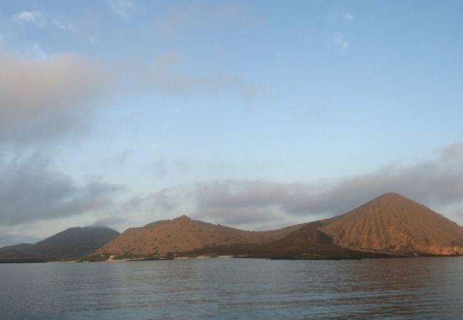 溶岩原が拡がる島