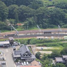 山上から見る山寺駅