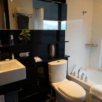 清潔なバスルーム