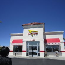 外観はこんな感じ