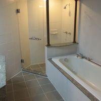 バス、シャワールーム