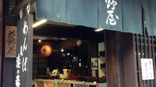 漆器がいっぱいです!!